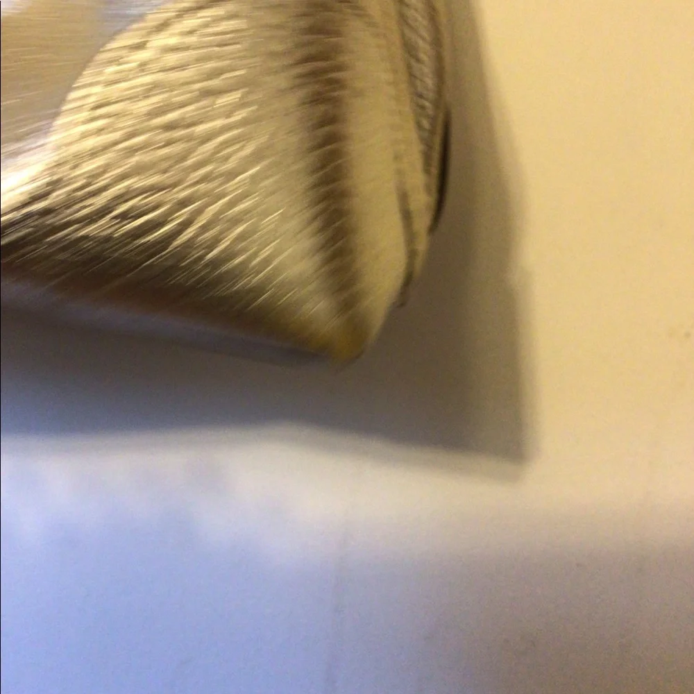 - Anya Hindmarch gold leather handbag with gold accent Sz Extra large rare… - Picture 9 of 12